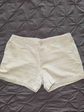 Old Navy Cream Women's Cotton Bermuda Shorts